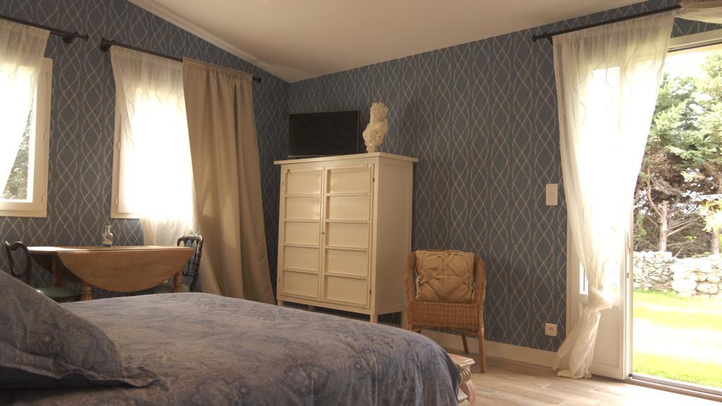 Pujols  La Petite Girondine, La Suite... الغرفة الصورة